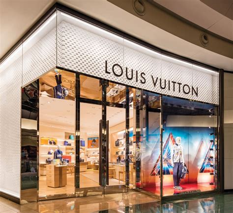 louis vuitton woodfield mall|louis vuitton california.